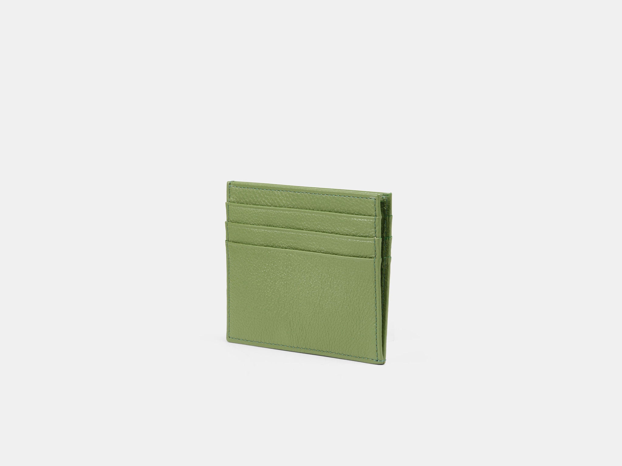 THE 6-SLOT WEEKEND WALLET