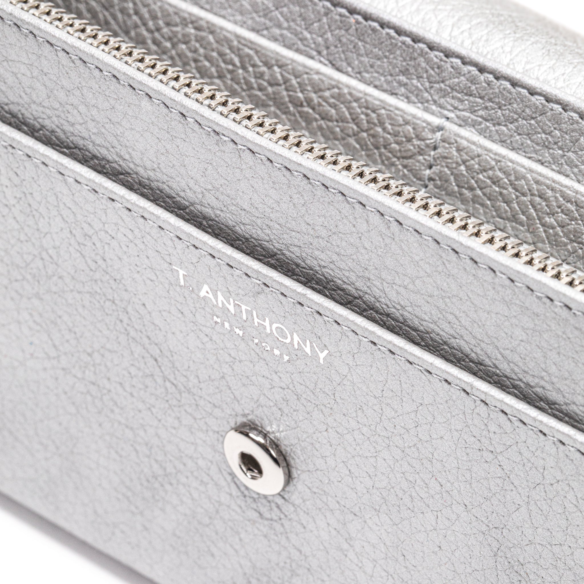 MONOGRAM LOGO WALLET