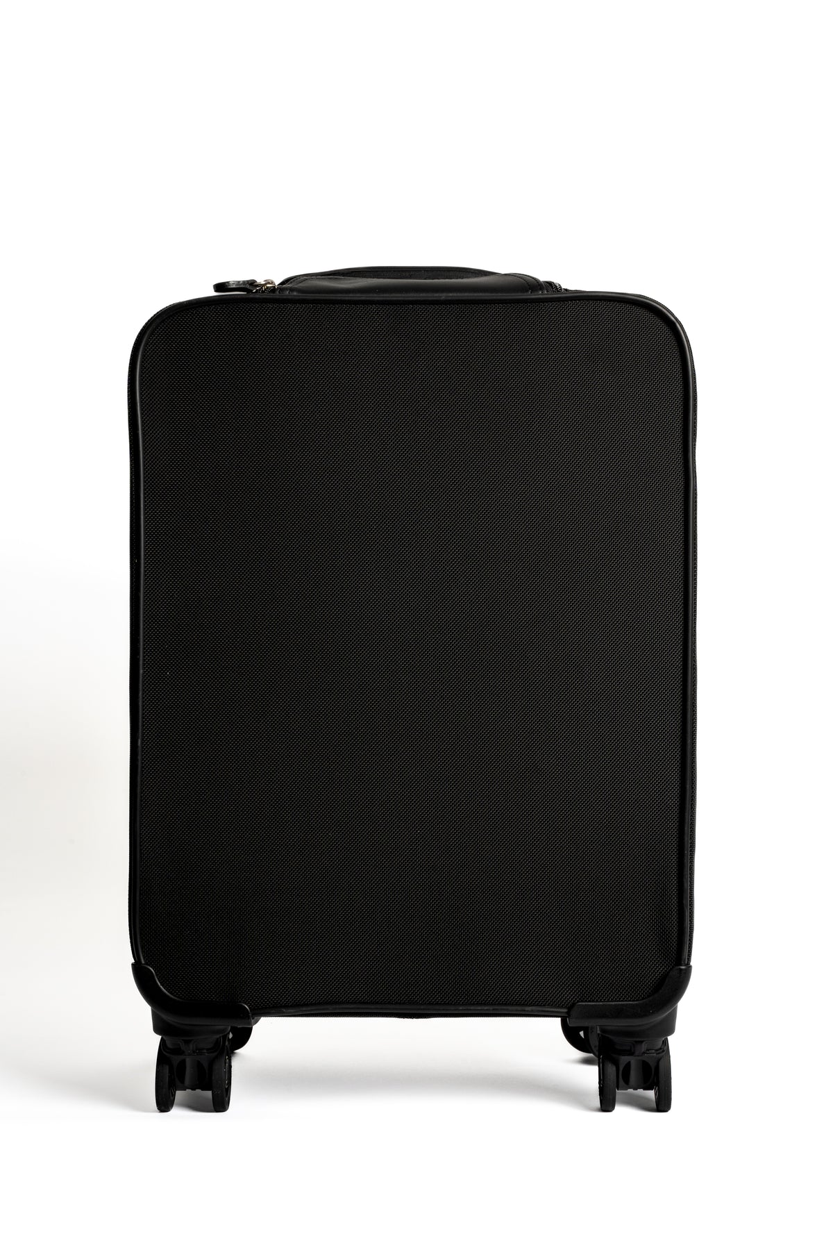 THE COSMOPOLITAN CARRY ON