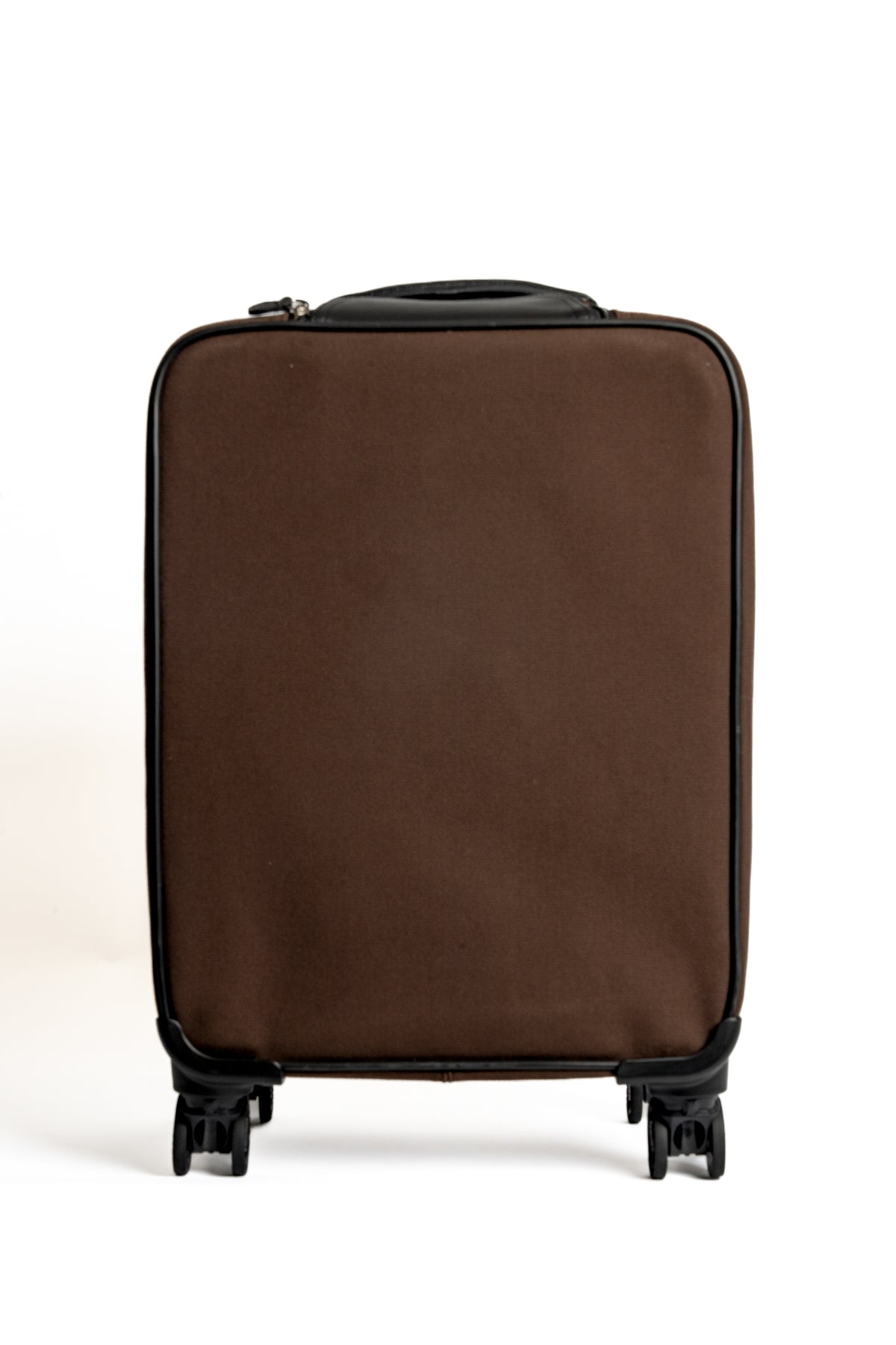 THE COSMOPOLITAN CARRY ON