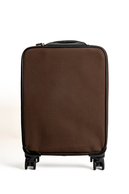 THE COSMOPOLITAN CARRY ON